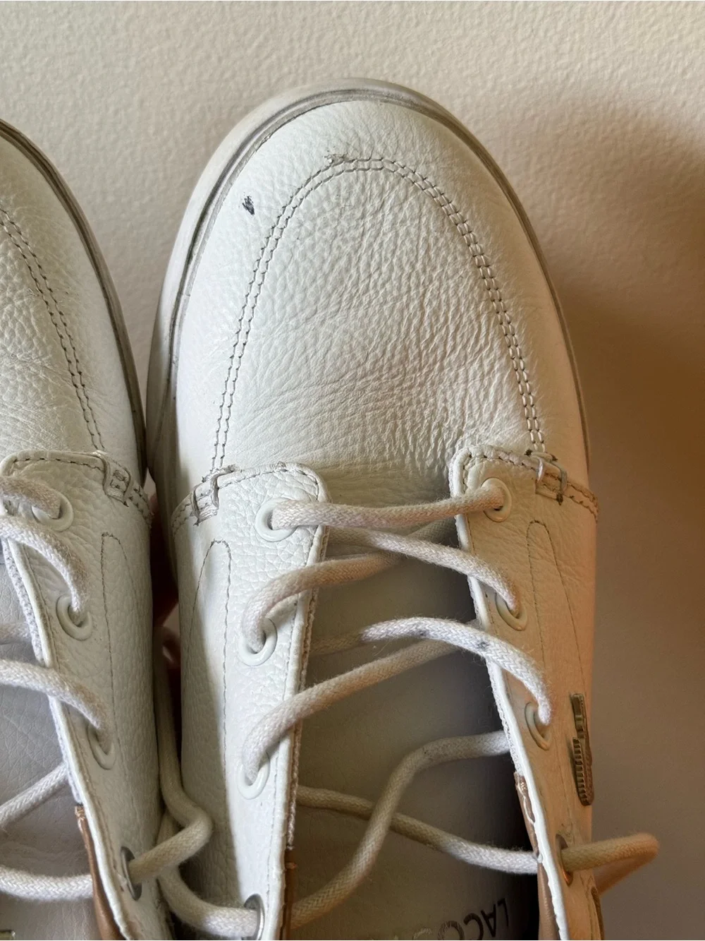 Lacoste Men’s White Leather Sneakers with Green Heel Tabs